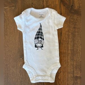 🔴2/$10 SALE🔴 Gnome Baby Onesie Carter’s Size Newborn